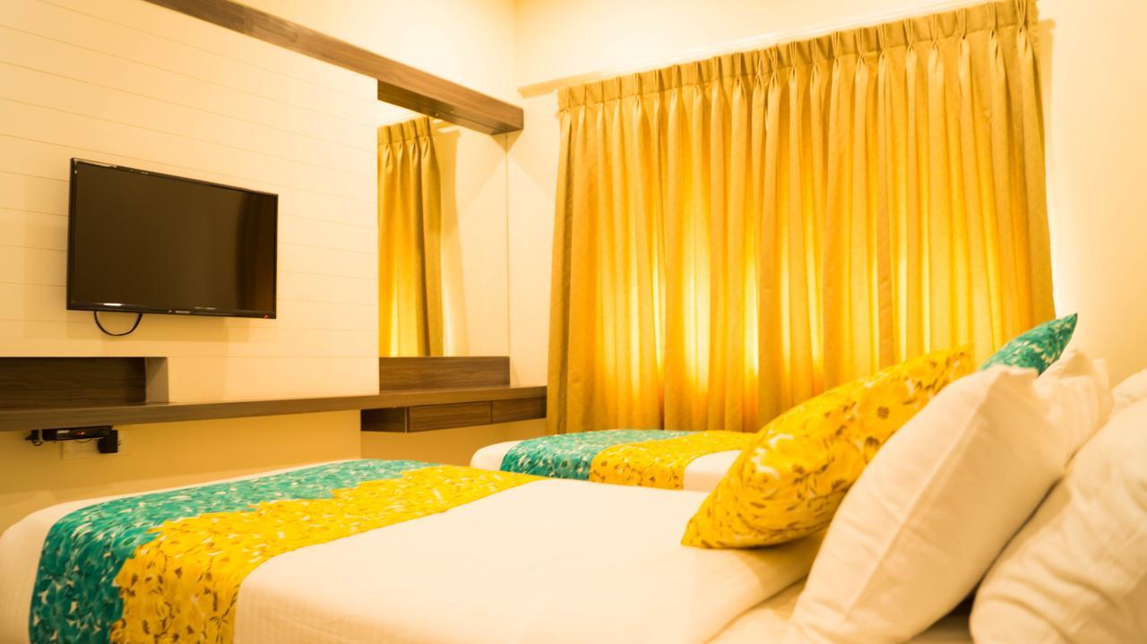 Royal Serenity - Kammanahalli Bangalore Buitenkant foto