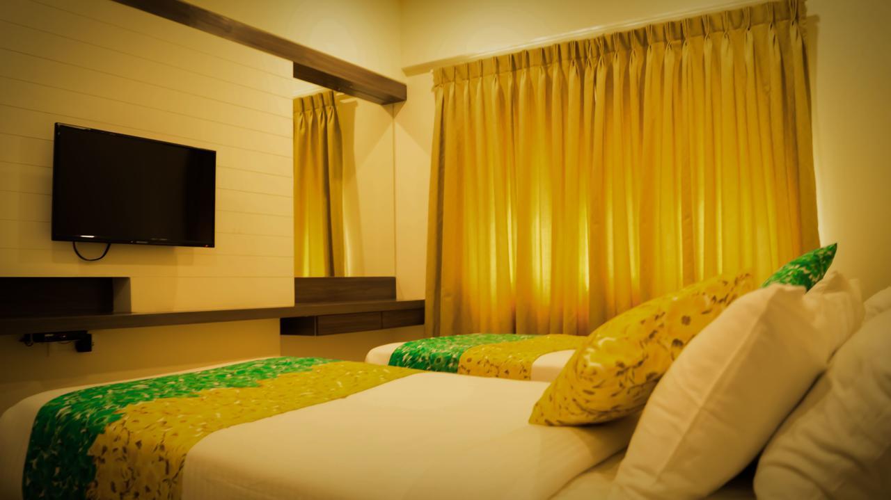Royal Serenity - Kammanahalli Bangalore Buitenkant foto